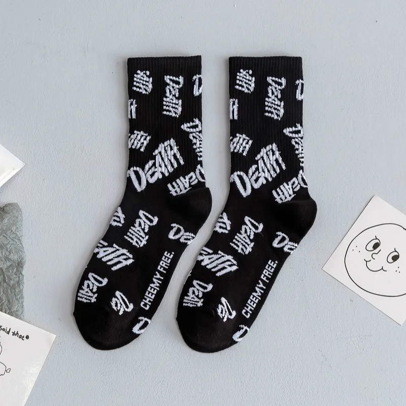 

3pcs 2021 New Autumn Black and White Sports Women Socks Cotton Cute Winter Socks Women Kawaii cute socks