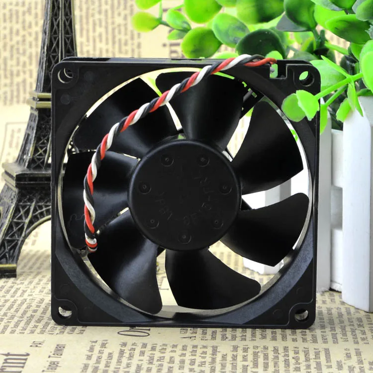 

NMB 3110kl-04w-b79 Dc12v 0.38a Switch 3-Wire 8025 Fan