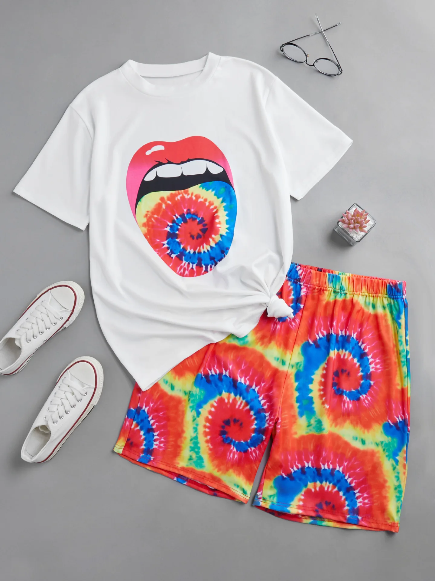 

XL-5XL Plus Size Two-Piece Womens Short-Sleeved T-Shirt + Shorts Fashion Positioning Printing Casual Sports Shorts Suit 2021 New