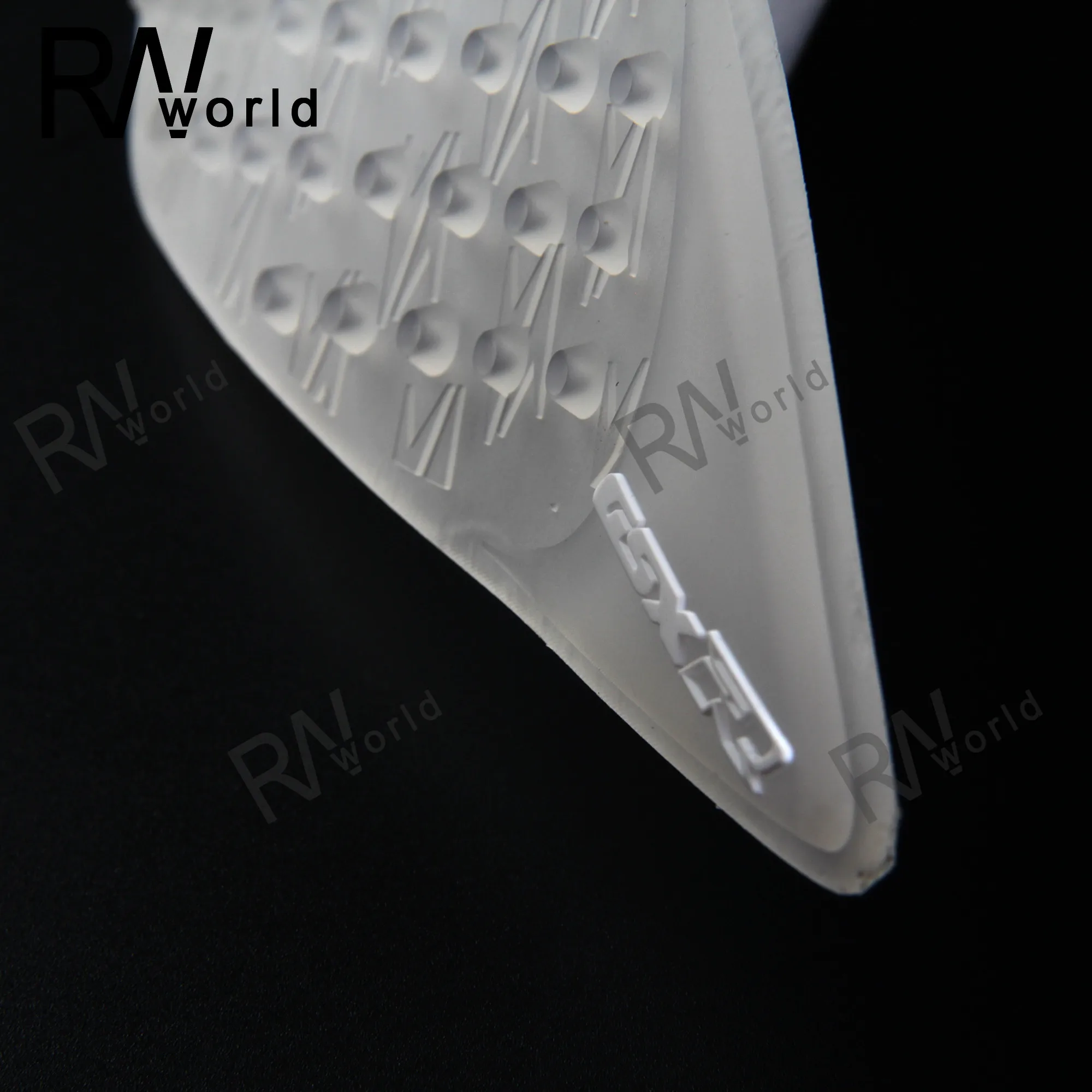 

For SUZUKI GSXR600 GSXR750 2008-2010 GSXR 600 750 2009 Motorcycle Anti slip Tank Pad 3M Side Gas Knee Protector Stickers Decor