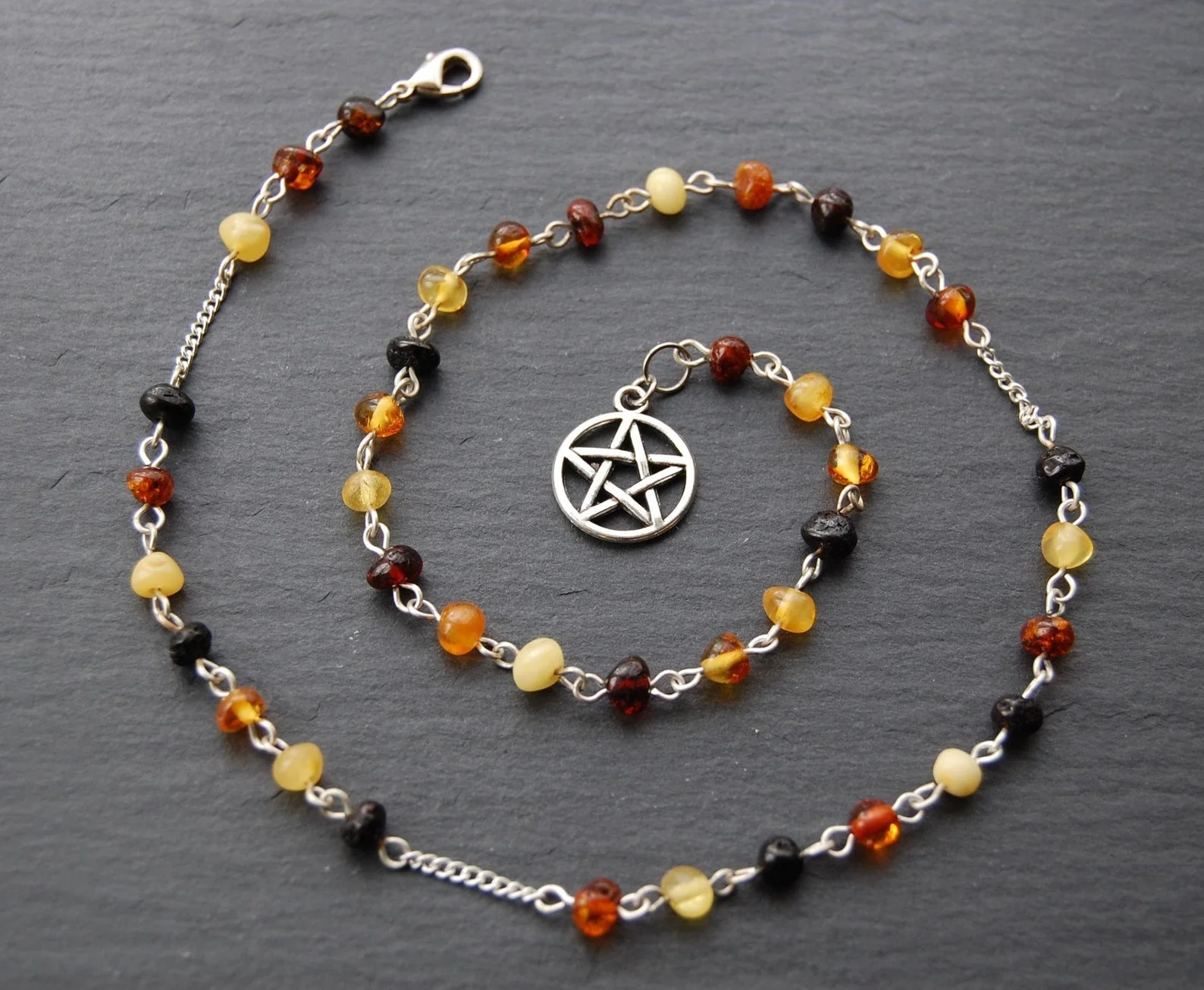 

Дорожный размер Балтийская Янтарная лестница ведьмы/молитвенные бусины/ожерелье с Pentacle