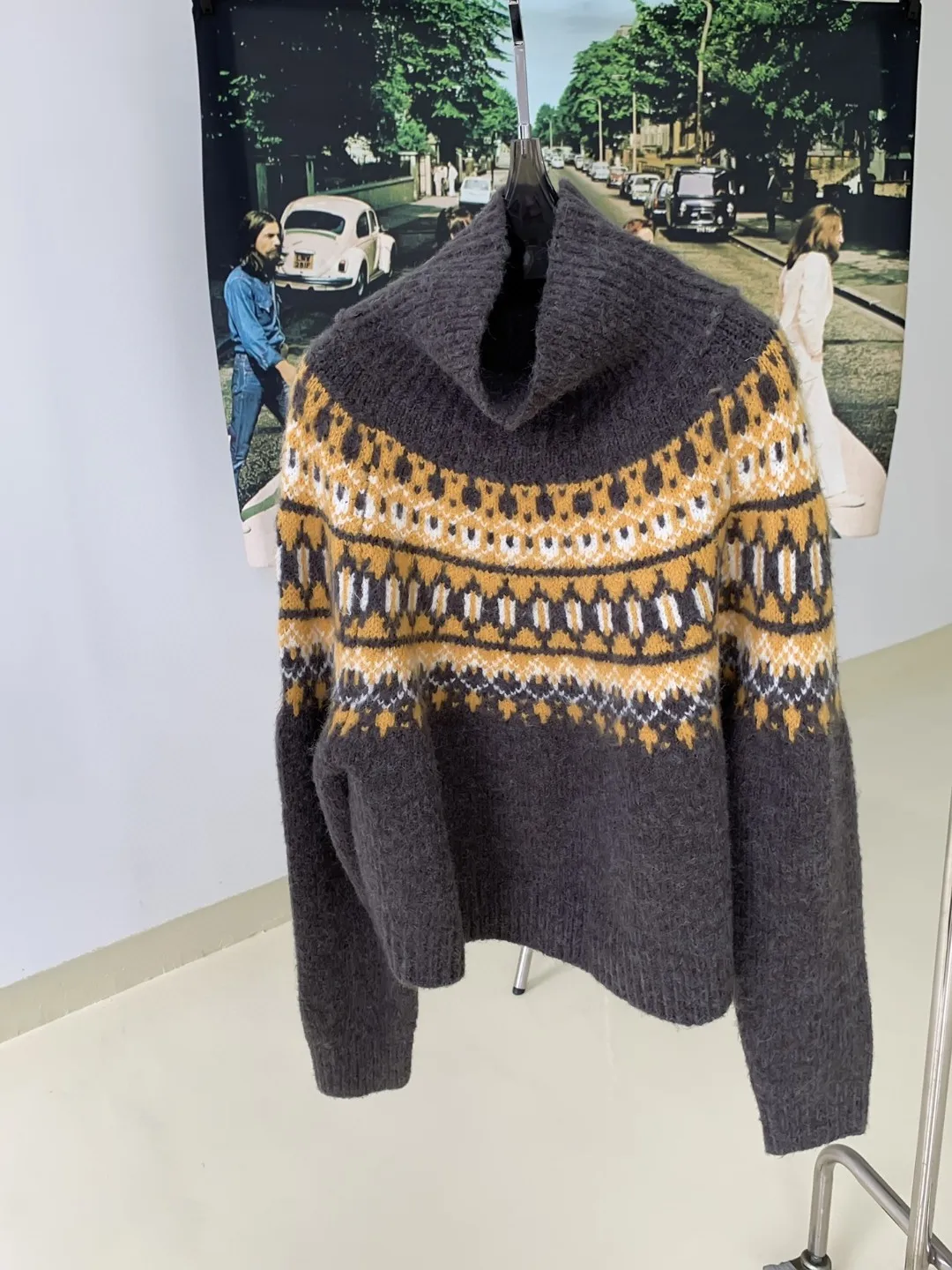 

Женский свитер-водолазка с длинным рукавом, из 100% шерсти