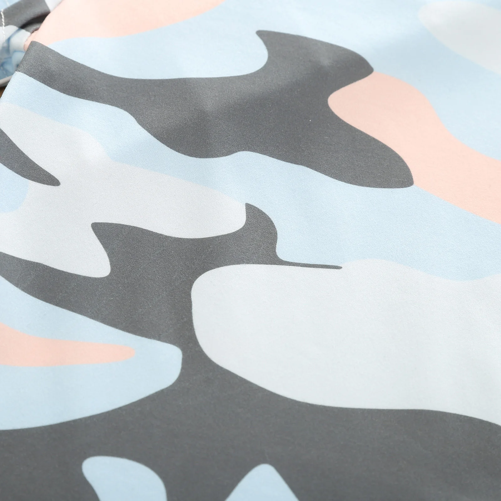 

Baby Girls T-shirt and Shorts Set Camouflage Short Sleeve Tops and Ripped Denim Short Pants