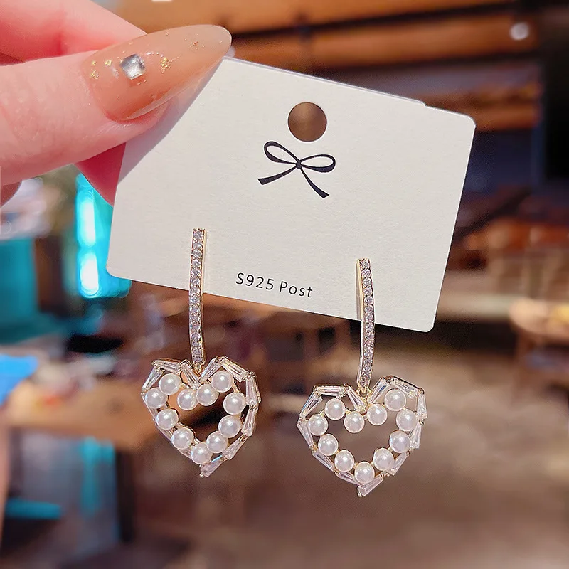 

S925 Silvers New Love Hollow Pearl Zircon Earrings Exquisite Female with Stone Fashion Jewelry Woman Korean