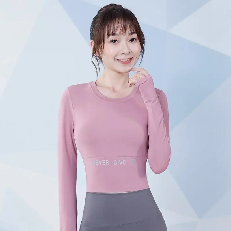 

Женский спортивный топ, весна-лето, для бега, Длинная модель, для профессиональных тренировок в тренажерном зале, с нагрудной подушкой, одеж...