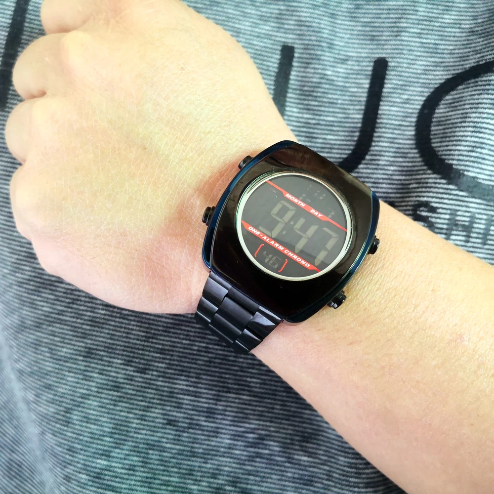 Мужские спортивные часы с цифровым дисплеем водонепроницаемые светодиодные