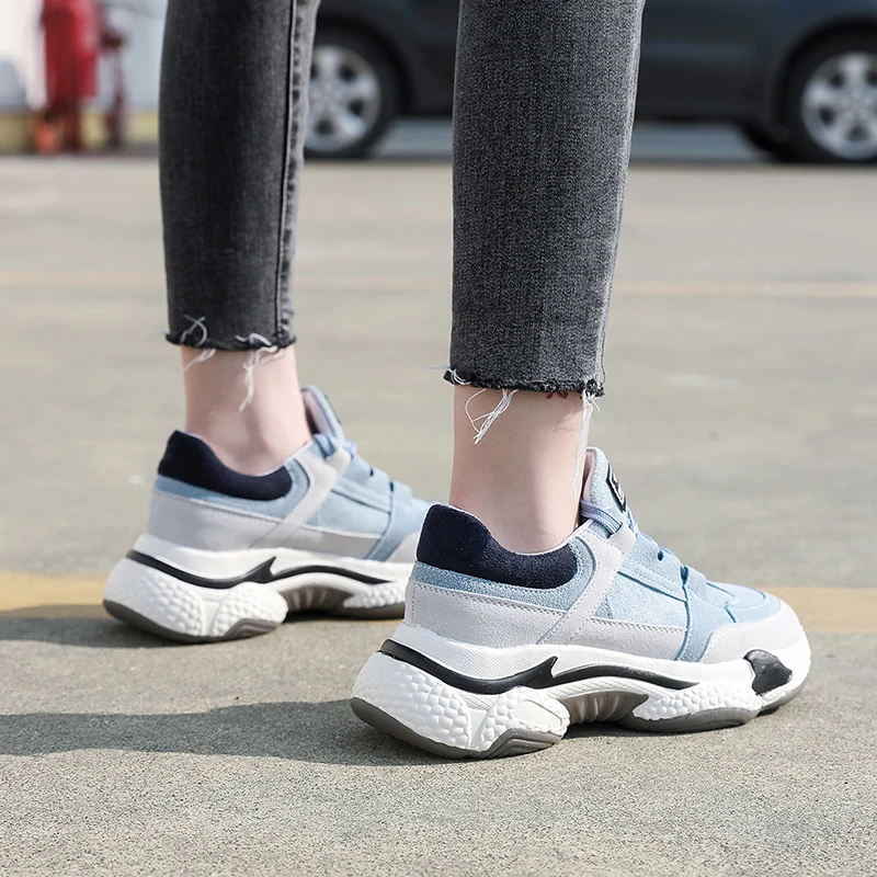 Женские кроссовки на толстой подошве синие повседневные массивной новинка