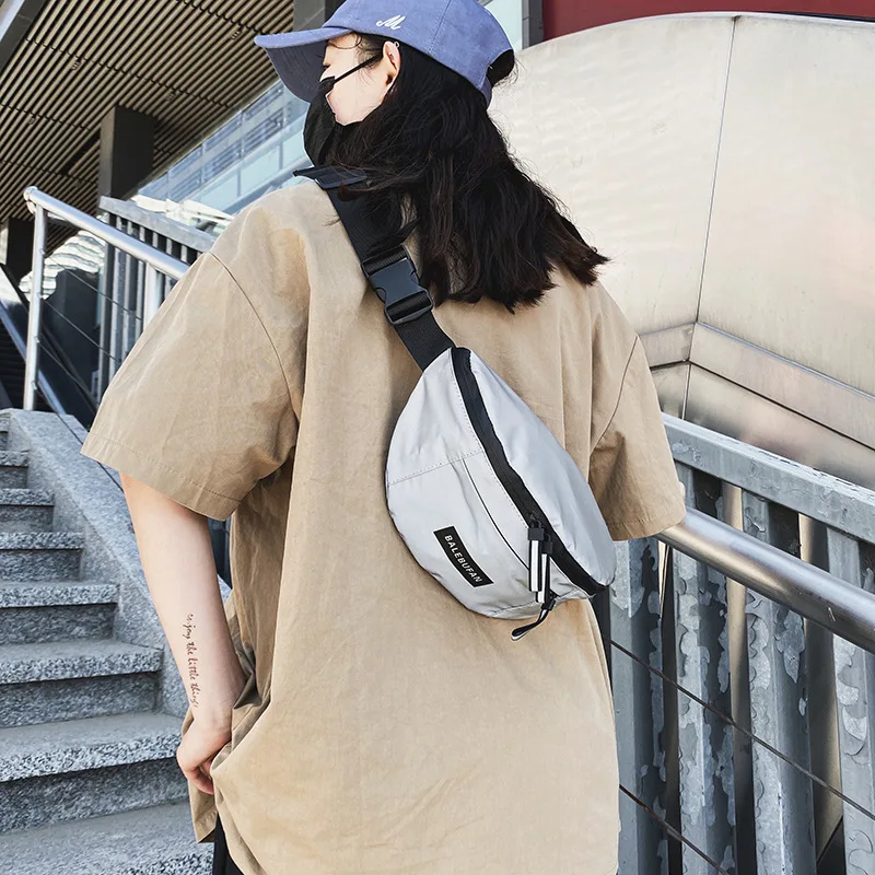 

Chest Bag Men Waist Pack Nylon Reflective Fanny Pack Men's Waist Bag Banana Bum Bag Casual Phone Pouch 2020