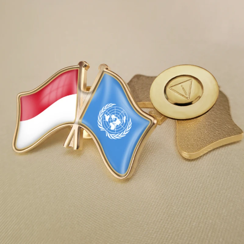 Европейский и индонезийский стиль брошь в виде двух соединенных элементов |