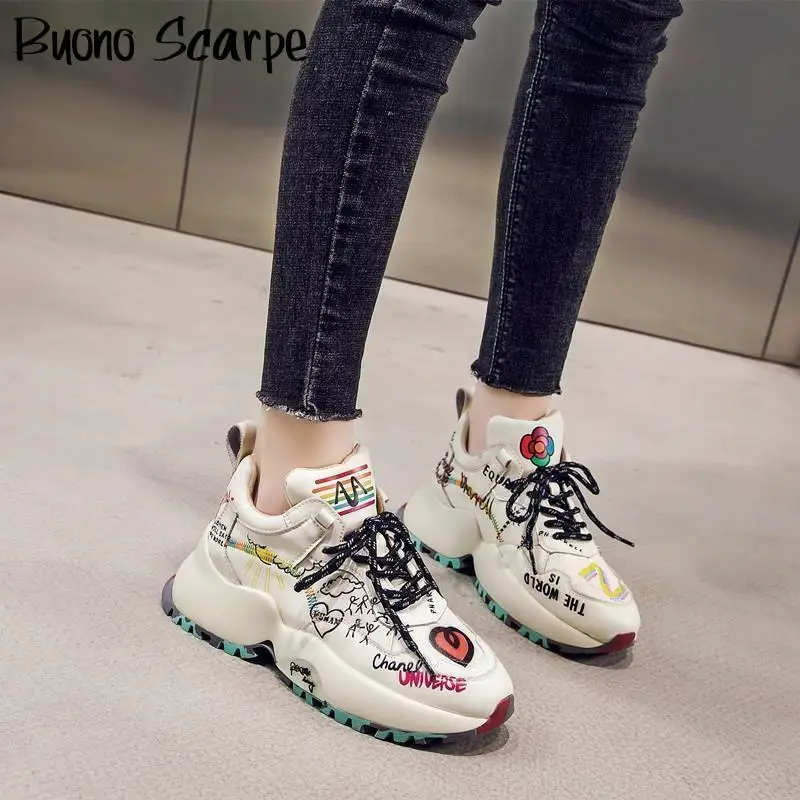 

Graffiti Women Leather Sneakers Platform Thick Bottom Casual Shoes Laces Painted Trainers Sneakers Women Walking Shoes Sneakers