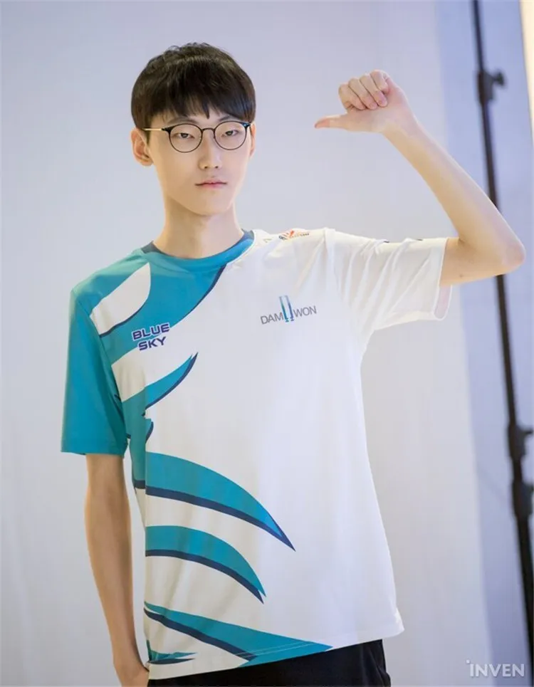 DWG Pro Player Jersey Uniform 2020 LoL LCK DWG DAMWON Gaming Esports Team Jerseys Customize Jacket Tshirt Tee Shirt Showmaker
