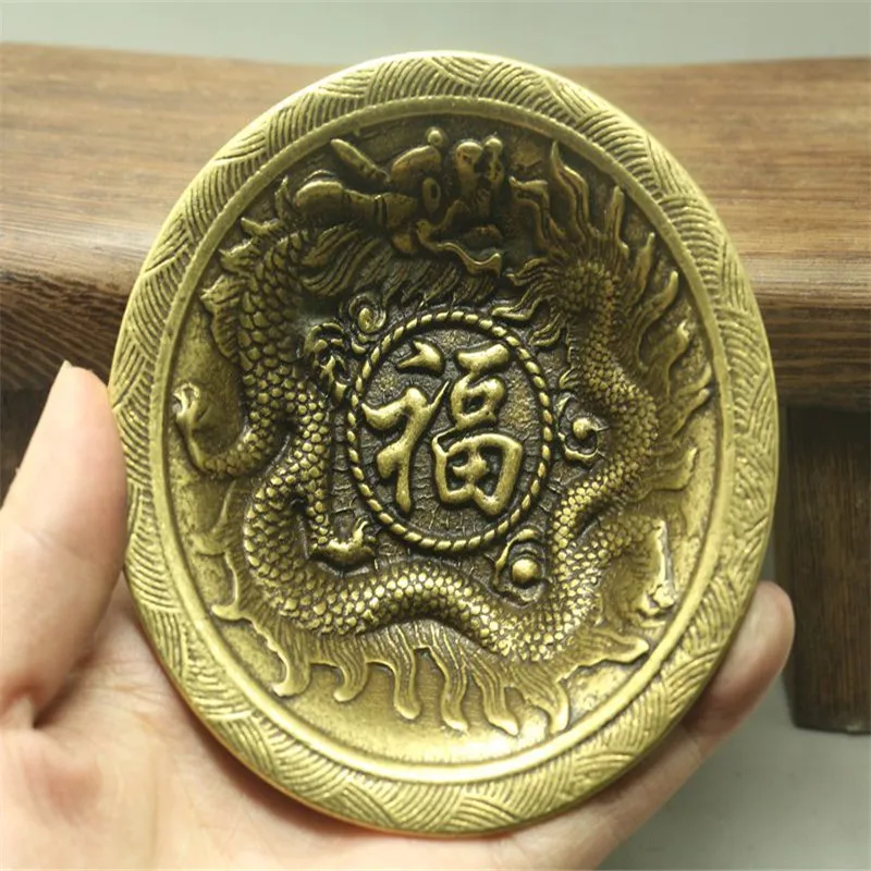 

Китайская античная бронзовая чаша из дракона отлично выполнена