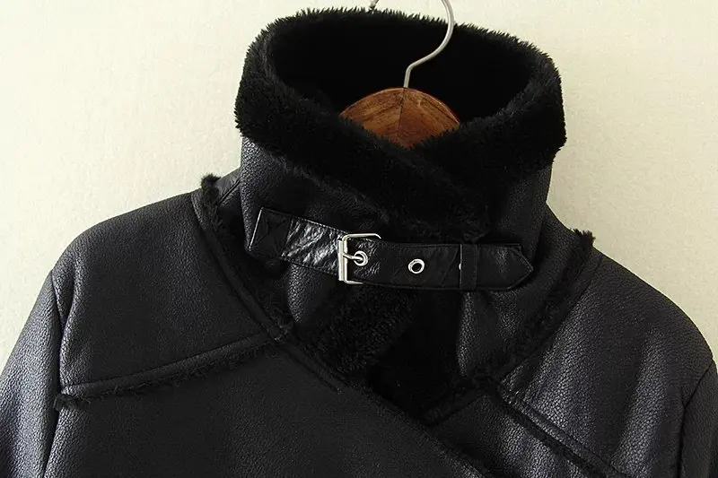 Женское пальто из искусственной кожи свободное с отложным воротником винного