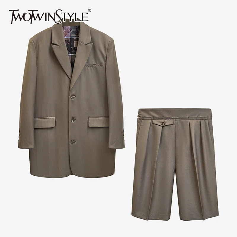 Женский брючный костюм TWOTWINSTYLE белый повседневный из двух предметов блейзер с