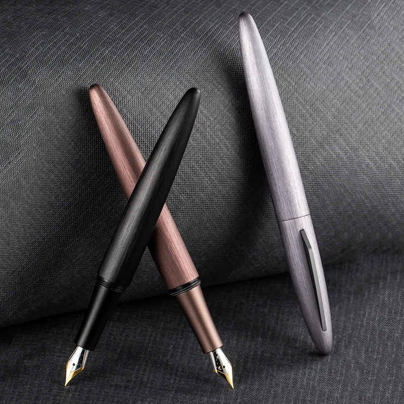 Ручка перьевая черная с гравировкой двумя перьями и чернильным картриджем