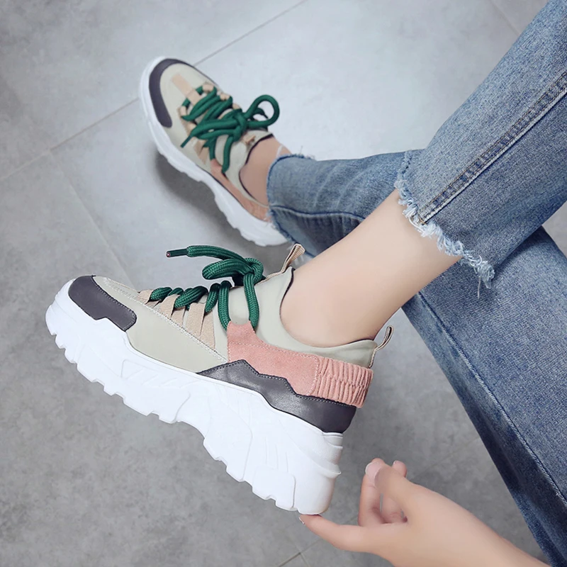 Женские кроссовки увеличивающие рост на толстой подошве дышащие шнурках легкие