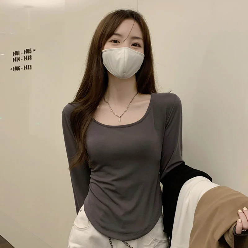 

Gray long sleeve T-shirt women's spring and autumn thin bottomed shirt 2021 new design sense, minority short upper clothes