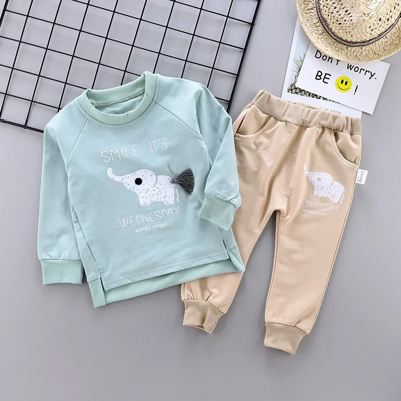 Весенне-осенний Детский костюм из футболки и брюк спортивный для малышей с