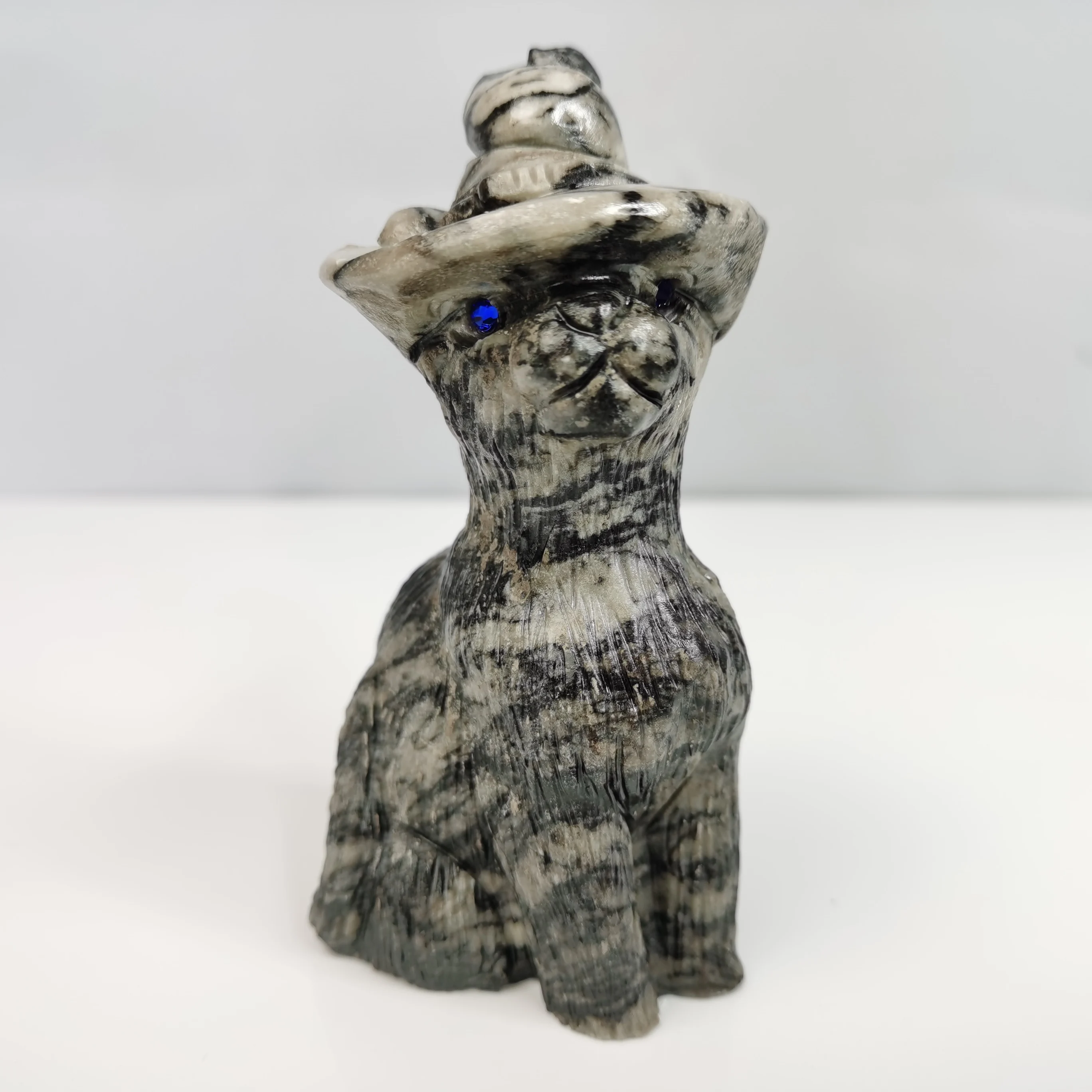 

Gentleman Dog Natural Natural Stone and Mineral Quartz Rock Crystal Crafts Statue Hand Carved DIY Decorations Cure