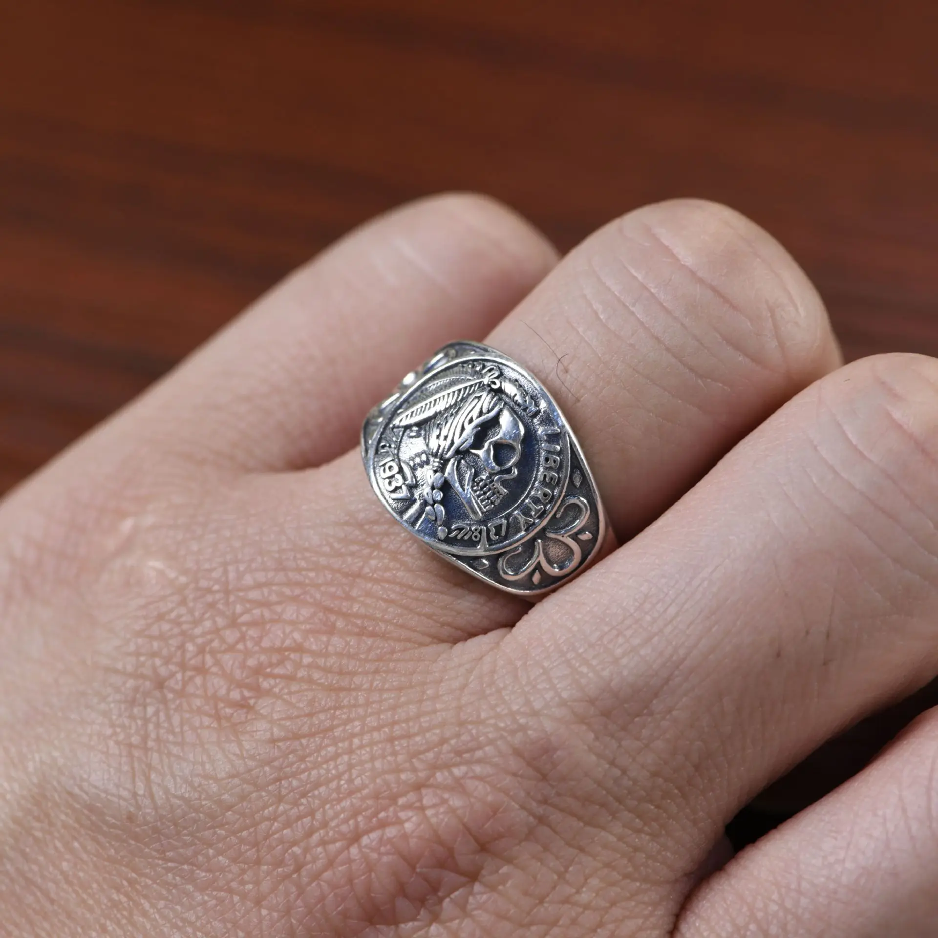 

100% однотонные ювелирные изделия из чистого серебра S925 Ретро тайское серебряное кольцо с портретом черепа регулируемые Модные мужские и женские кольца