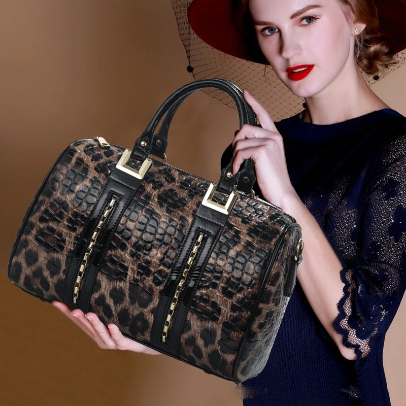 

Counter leopard print genuine cowhide ladies bag 2021 new large-capacity Boston handbag light luxury stereotyped women's bag