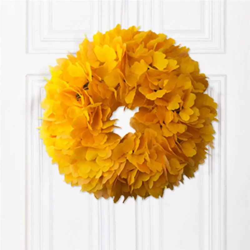 

Christmas Wreath Decorative Simulated Ginkgo Leaf Door Wreath Hanging Wreath