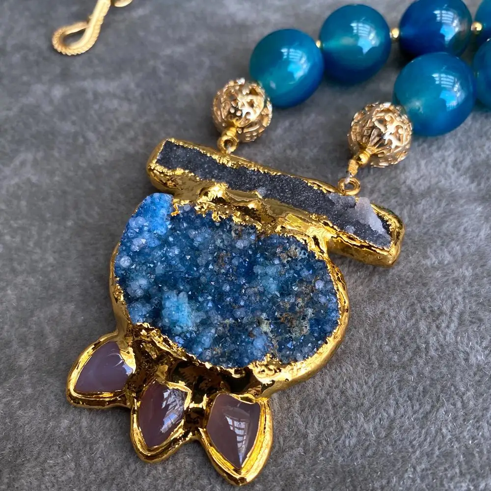 

YYING Natural Quartz Pendant Necklace 16mm Blue Agate Unique Blue Quartz Druzy Pendant Necklace 22"