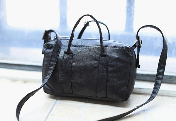 

Bjddoll with photo mini accessories suitable for 1/3 1/4 Uncle size bag daily props soft leather shoulder bag carrying doll acce