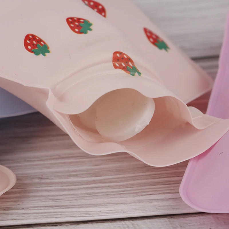 4 вида стилей мини маленькая мультяшная ручная Теплая бутылка для воды милые