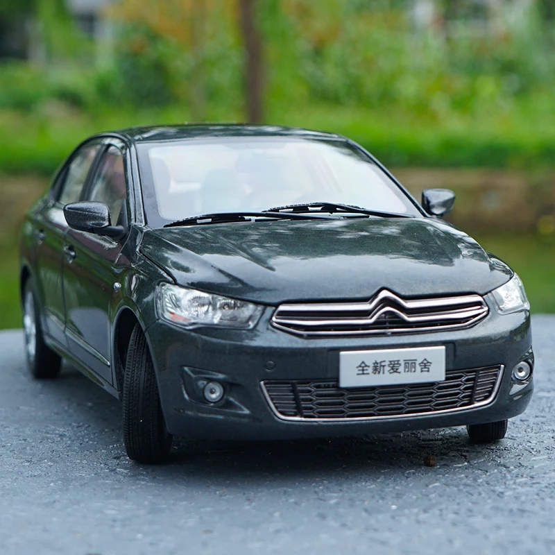 Оригинальный авторизованный аутентичный Новый 1:18 литая модель Citroen C Elysee серый