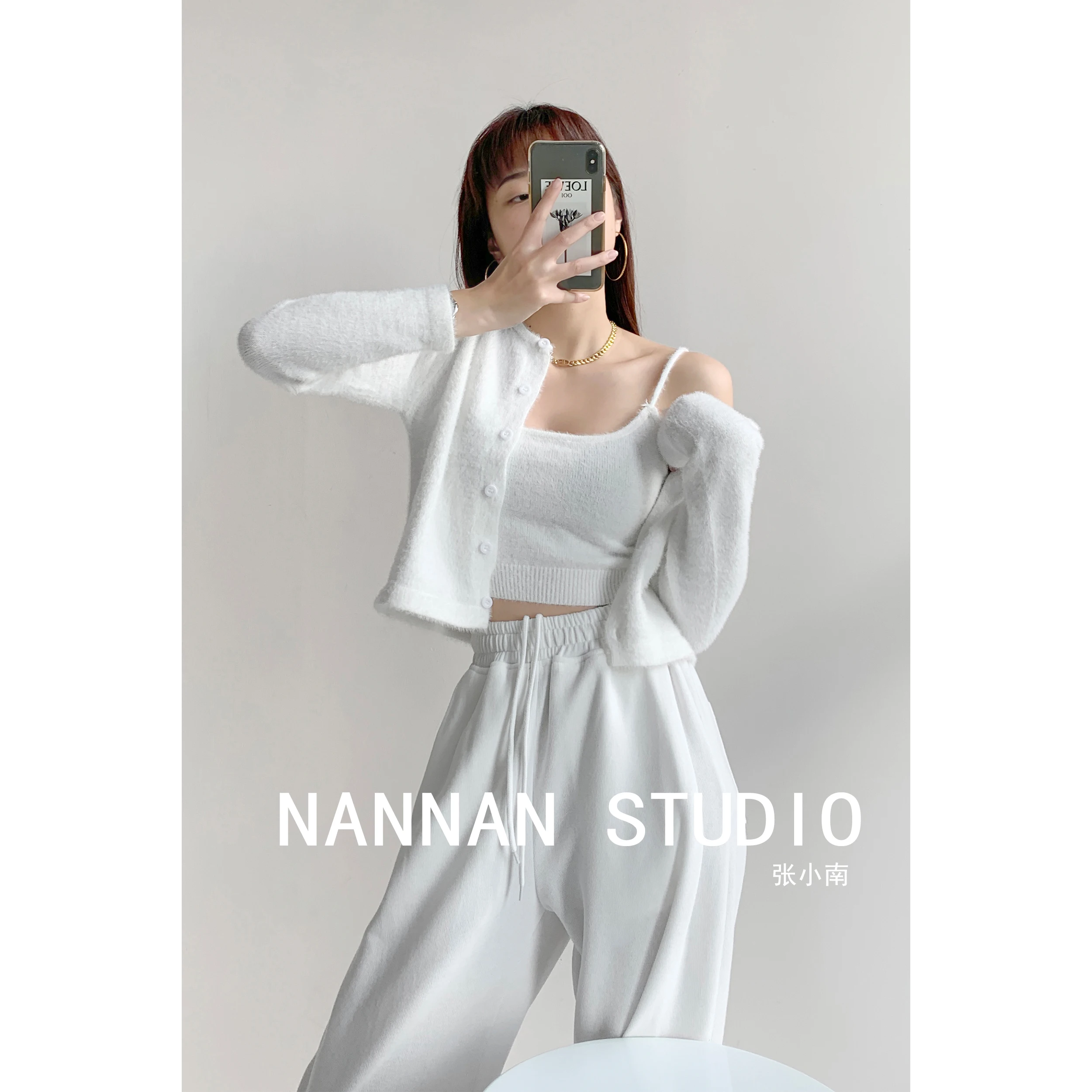 

French fashionable Mohair lazy style two piece women's short open navel suspender vest spring and autumn knitted cardigan suit
