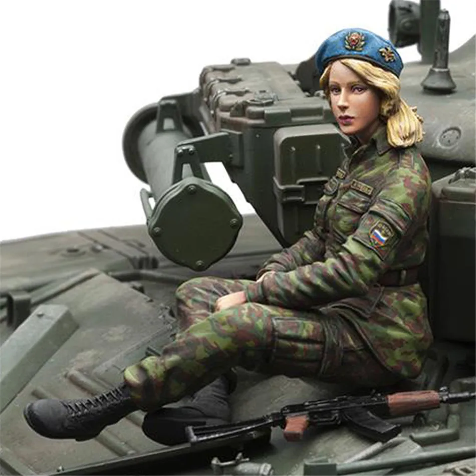 Полимерная фигурка 1/16 масштабная модель комплект Русская красавица солдатик GK