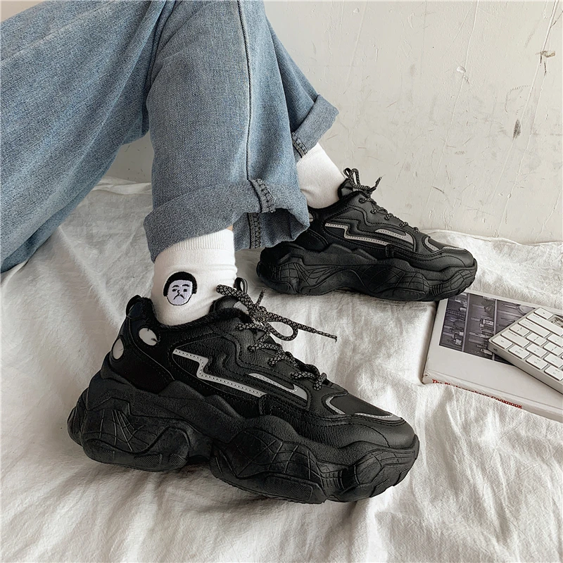 Женская обувь с толстой подошвой в Корейском стиле Повседневная Теплая для