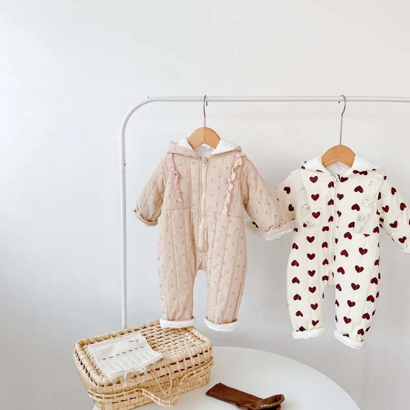 

Теплый детский комбинезон с бархатной подкладкой, с принтом