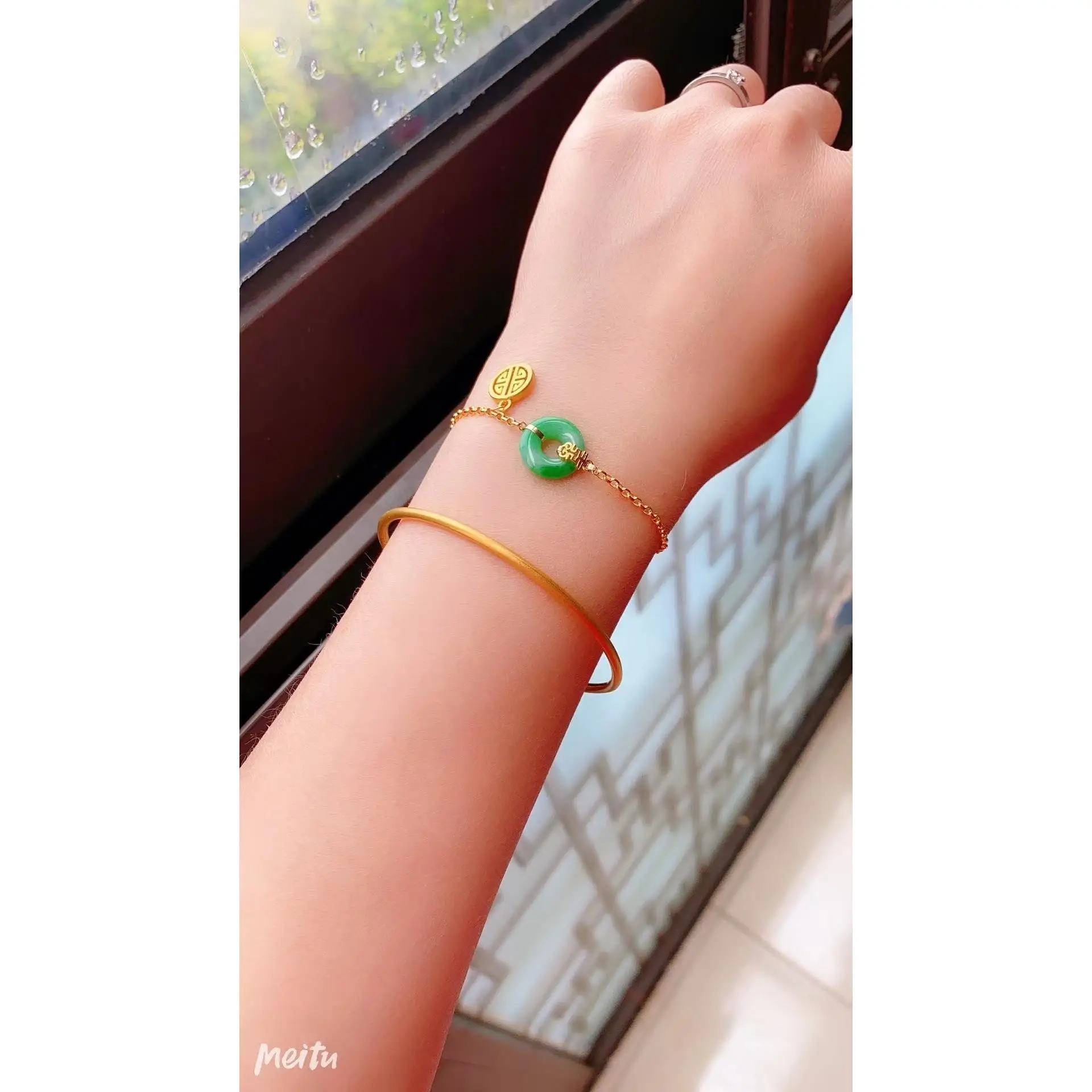 

New Hetian Jade S925 Sterling Silver Gilding Xi Character Safety Gourd Natural Emerald Safety Buckle Bracelet Hot Sale for Women