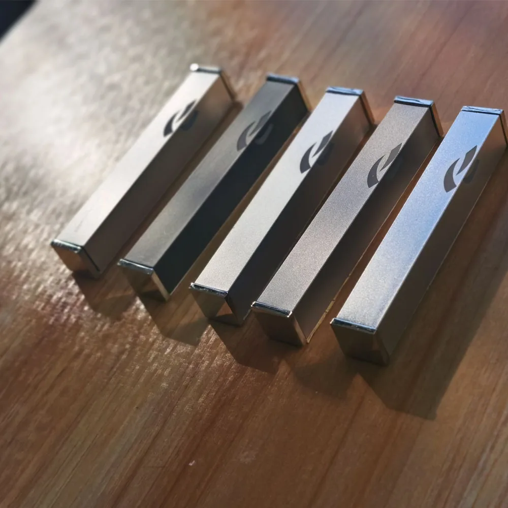 Mezuzah-Accesorios de decoraci&oacute;n del hogar, Metal sin desplazamiento (aleatorio)-1