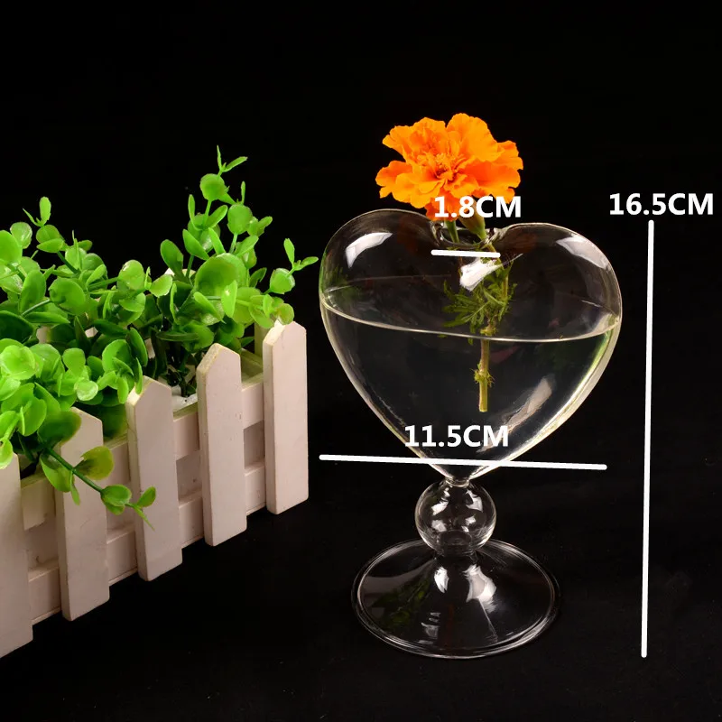 

2021 Glass Flower Pots Planter Heart Glass Vase Standing Home Decoration Flower Vase Desktop Decorative Vase Wedding Party