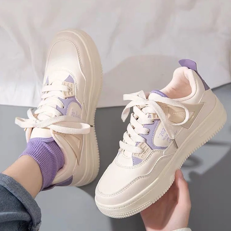 

Женские кроссовки на платформе, удобные лоферы, мягкая подошва, увеличивающие рост