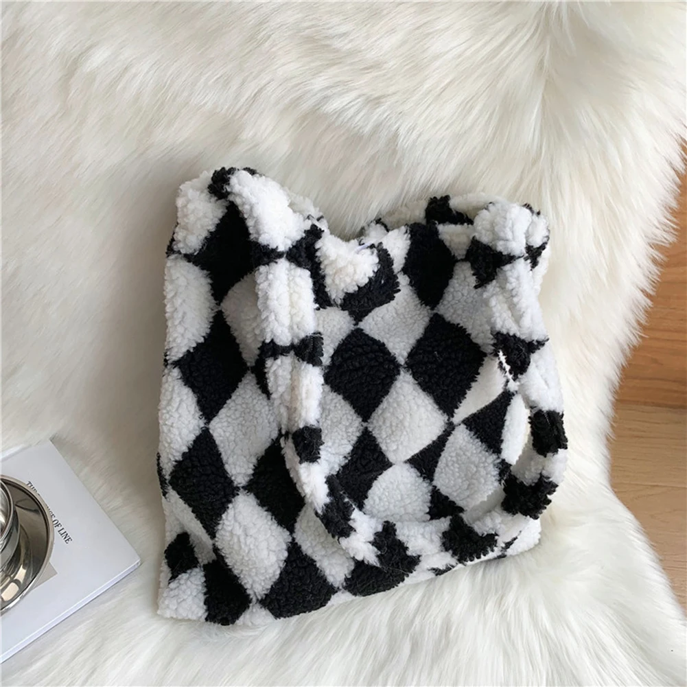 

Женская модная Шахматная сумка на плечо, плюшевая Повседневная сумка для подмышек, женские повседневные вместительные сумки для покупок