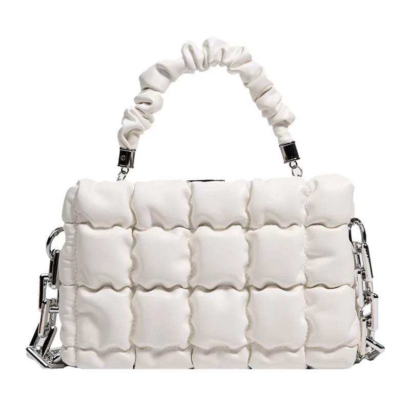 

2022 New Arrival Elegant Noble Banquet Casual Lady Bag Girl Woven Pu Tote Bag with Silver Chain Crossbody Handbags Female