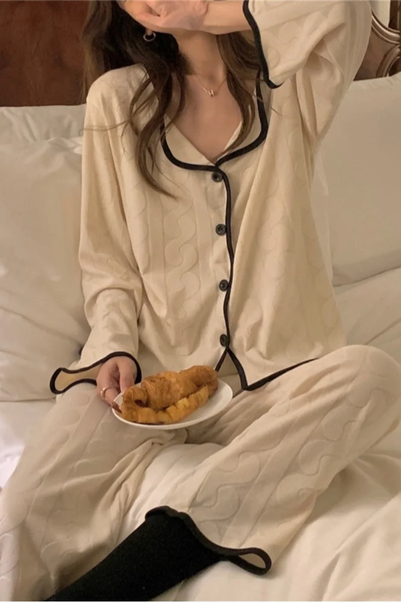 Пижама с лацканами и волнистыми краями Женская Удобная Повседневная Домашняя