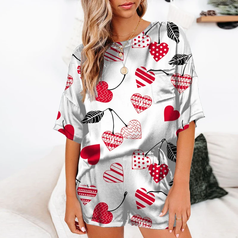 

Women's Sleep & Lounge