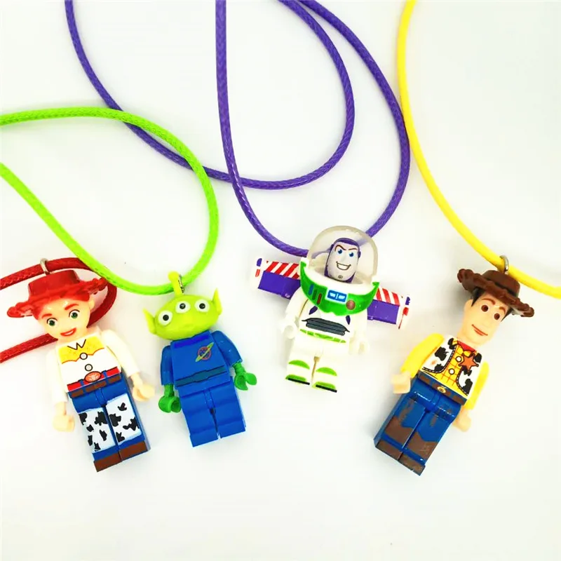 Ожерелье с подвеской в виде игрушечной фигурки супергероя летучей мыши капитана