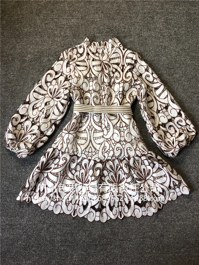 

Australian 20 spring and summer cut out Lace Waist Dress annual meeting dress