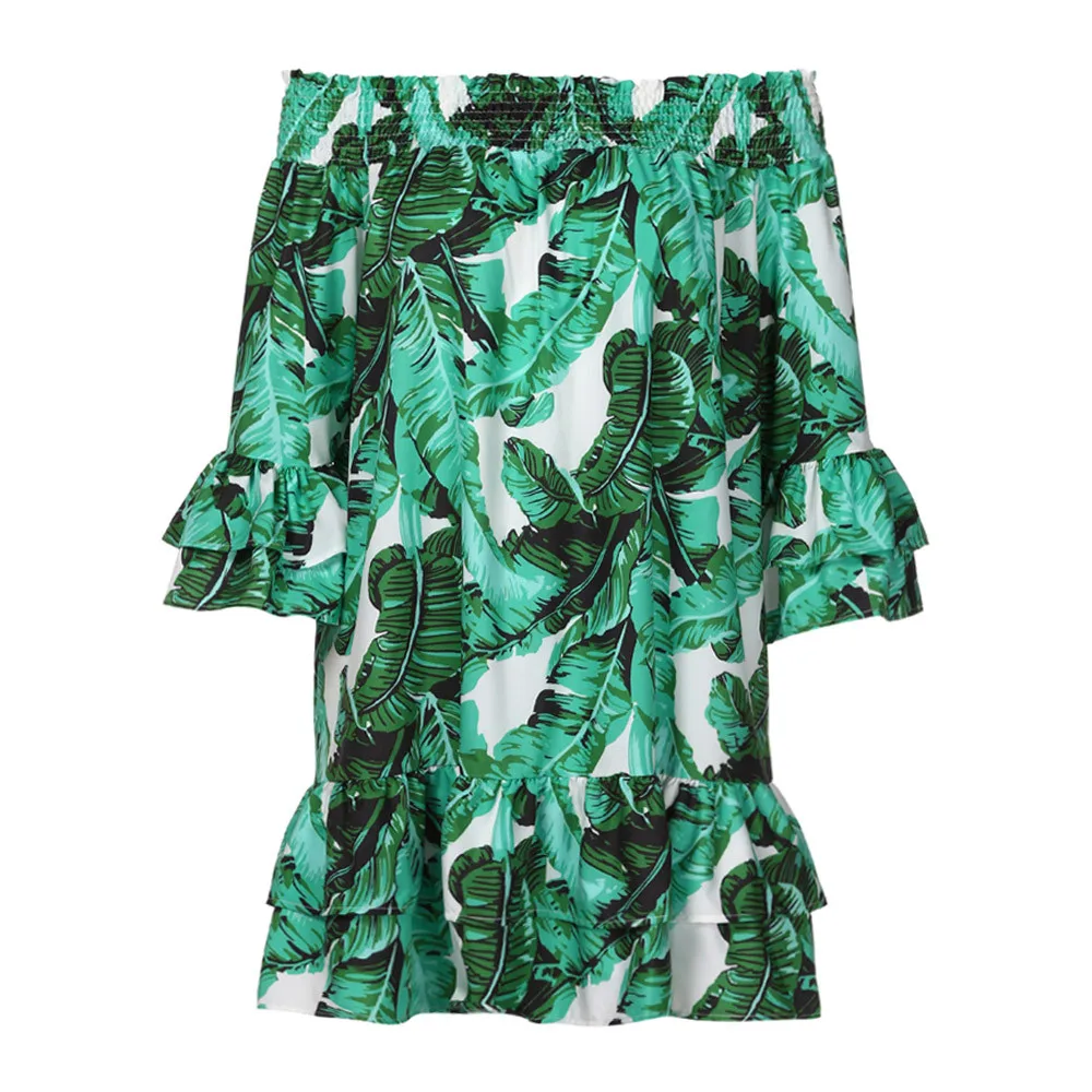 Женское платье в стиле бохо летнее с открытыми плечами и принтом листьев