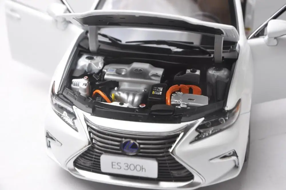 1:18 литая модель для Lexus ES 300h белый Седан сплав игрушечный автомобиль миниатюрная коллекция подарок ES300h ES300 Toyota