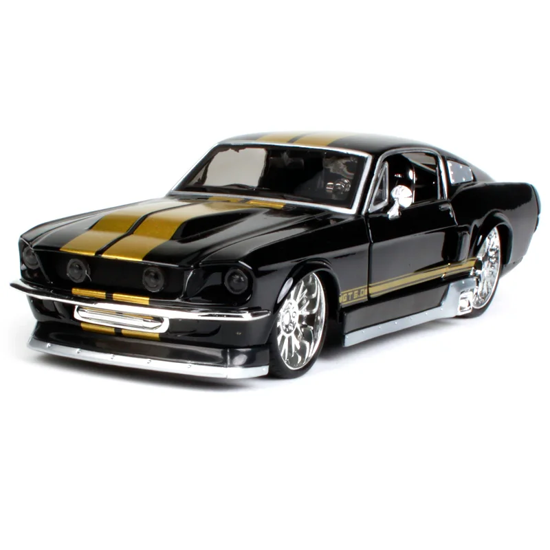 Maisto 1:24 1967 Ford Mustang GT Grey yellow Muscle Car Diecast Model Toy New In Box 31094 | Игрушки и хобби