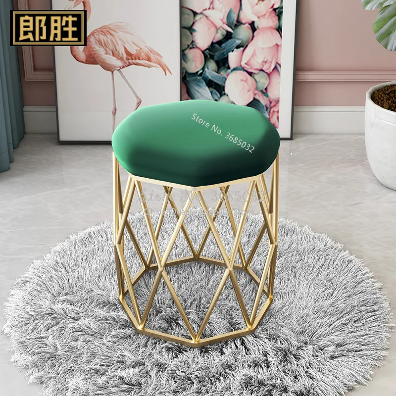 Роскошный стул для макияжа Туалетные табуреты с золотыми железными ножками