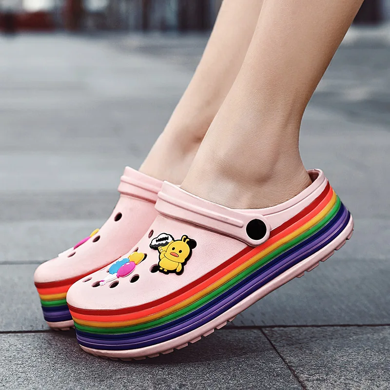 Сандалии женские из ЭВА Нескользящие пляжные шлепанцы мультяшный рисунок без