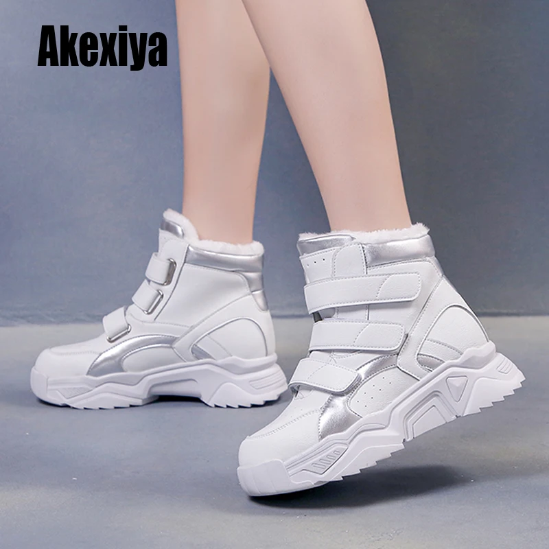 Зимние меховые кроссовки на платформе для женщин коллекция 2020 года зимняя